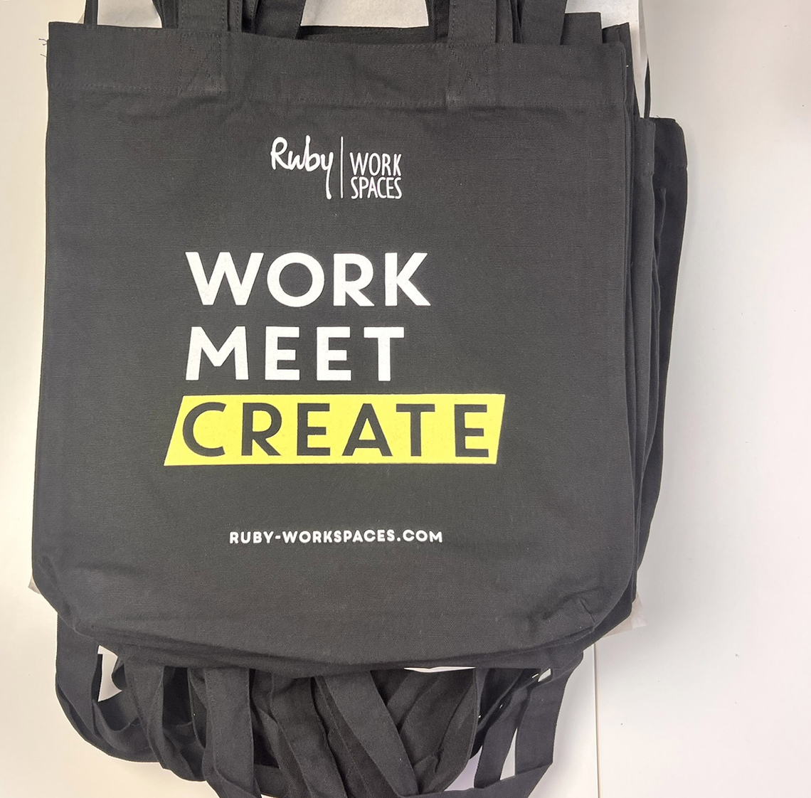RUBY WORKSPACES — Brand Supply, Projektansicht von KOPFBRAND