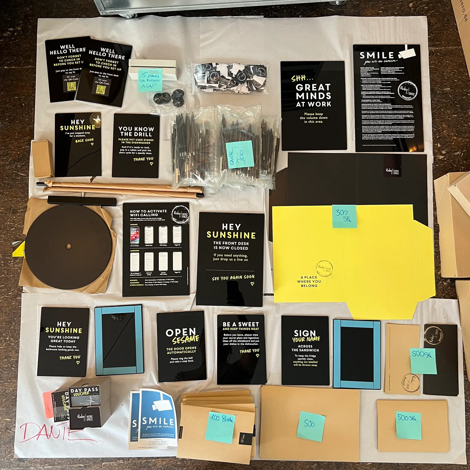 RUBY WORKSPACES — Brand Supply, Detailansicht von KOPFBRAND